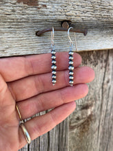 Load image into Gallery viewer, Sterling Silver Earrings E0324