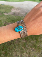 Load image into Gallery viewer, Turquoise Vintage Yei Cuff