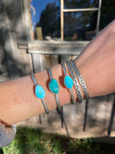 Load image into Gallery viewer, Old Stock Turquoise Cuff C0492