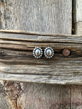 Load image into Gallery viewer, Mini Concho Earrings E0323