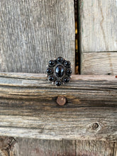 Load image into Gallery viewer, Vintage Black Onyx Ring R0390