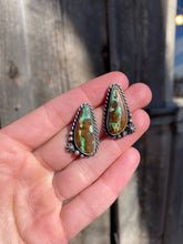 Load image into Gallery viewer, Royston Ribbon Earrings