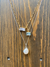 Load image into Gallery viewer, Silver And Pearl Necklace N0896