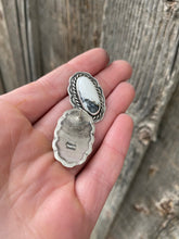 Load image into Gallery viewer, White Buffalo Earrings E0201