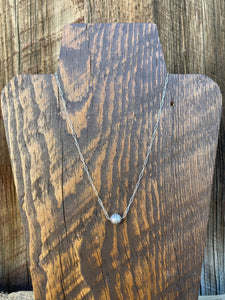 Dainty Single Pearl Necklace N0701