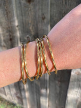 Load image into Gallery viewer, Twisted Brass Cuff C0387
