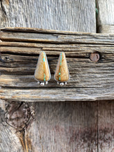 Load image into Gallery viewer, Royston Ribbon Earrings E0181