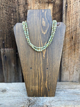 Load image into Gallery viewer, Green Turquoise Necklace N0763