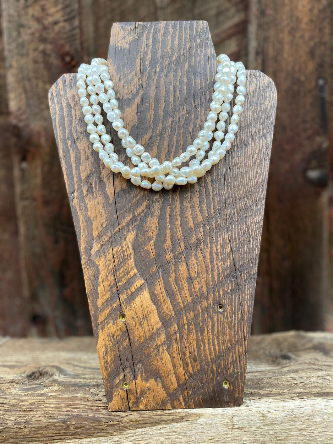 White Pearls N0663