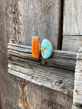 Load image into Gallery viewer, Royston and Spiny Oyster Ring R0412