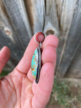 Load image into Gallery viewer, Turquoise Pendant P0680
