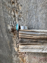 Load image into Gallery viewer, Kingman Turquoise Ring 9.5