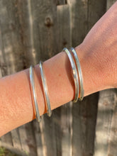 Load image into Gallery viewer, Sterling Stacker Cuff C0389