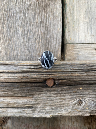 White Buffalo Ring Size 6 R0085