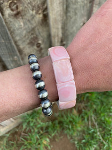 Pink Conch Bracelet C0352