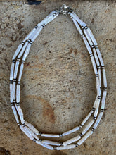 Load image into Gallery viewer, The Seaside Pearls N0566