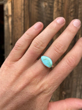 Load image into Gallery viewer, Carico Lake Turquoise Ring 7 3/4 R0488
