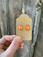 Load image into Gallery viewer, Orange Spiny Oyster Earrings E0322