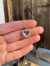 Load image into Gallery viewer, Vintage Heart Necklace N0779