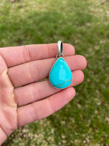Kingman Turquoise Pendant P0472