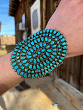 Load image into Gallery viewer, Vintage Cluster Cuff C0423