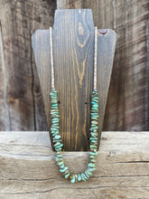 Load image into Gallery viewer, Green Campitos Necklace