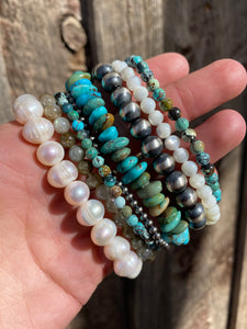 8mm Sterling Silver Pearl Stretch Bracelet C0228
