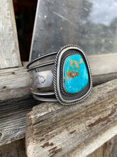 Load image into Gallery viewer, Royston Cuff C0360