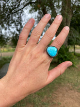 Load image into Gallery viewer, Kingman Turquoise Ring 9.5