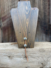 Load image into Gallery viewer, Vintage Button Bolo N0910