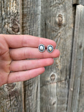 Load image into Gallery viewer, Mini Concho Earrings E0323
