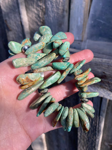 Green Turquoise Necklace N0635