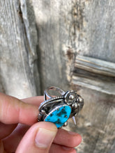 Load image into Gallery viewer, Vintage Ring Size 8