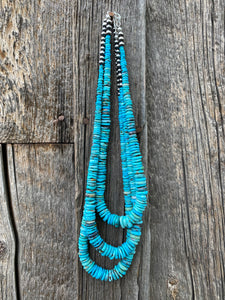 Graduated Turquoise Necklace N0649