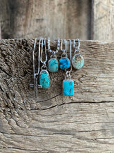 Load image into Gallery viewer, Turquoise Pendant Necklace N0781