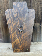 Load image into Gallery viewer, The Rae Necklace N0703