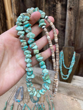 Load image into Gallery viewer, Blue Campitos Necklace