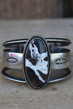 Load image into Gallery viewer, White Buffalo Cuff C0485