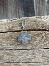 Load image into Gallery viewer, Cross Necklace N0736