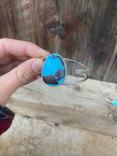 Load image into Gallery viewer, Turquoise Cuff C0404