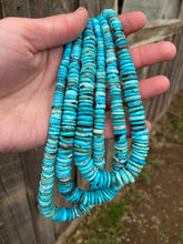 Load image into Gallery viewer, Graduated Turquoise Necklace N0649