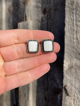 Load image into Gallery viewer, White Buffalo Earrings E0194