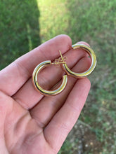 Load image into Gallery viewer, Gold Filled Hoops E0218