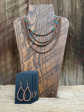 Load image into Gallery viewer, Turquoise And Copper Necklace N0679