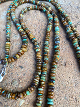 Load image into Gallery viewer, Green Turquoise Necklace