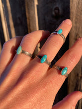 Load image into Gallery viewer, Dainty Turquoise Ring R0406