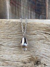 Load image into Gallery viewer, Sterling Silver Blossom Necklace N0600