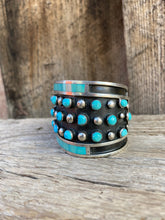 Load image into Gallery viewer, Vintage Zuni Jobeth Mayes Maize Cuff C0422