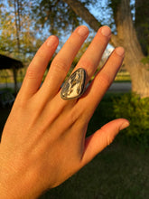 Load image into Gallery viewer, White Buffalo Ring R0444