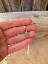 Load image into Gallery viewer, Dainty Pendant Necklace